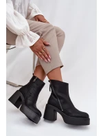 Kožené zateplené dámské kotníčkové boty na podpatku a platformě Vinceza 66831 Černé