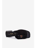 Elegantní dámské kožené semišové pantofle model 22140664 černé - D&A