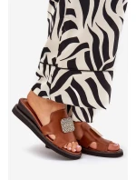 Dámské Pantofle Na Klínu Eko Kůže S Ozdobou Hnědé model 21686804 - Boto Dámské Pantofle Na Klínu Eko Kůže S Ozdobou Hnědé model 21686804 - Boto