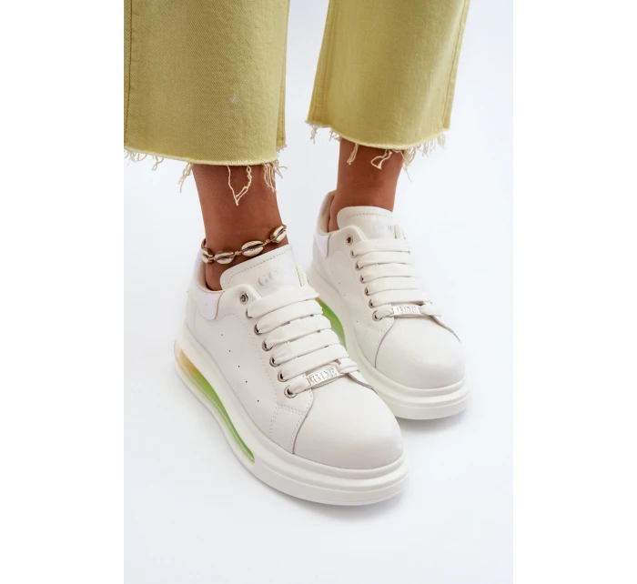 Dámské kožené tenisky model 21650221 bílé - Goe