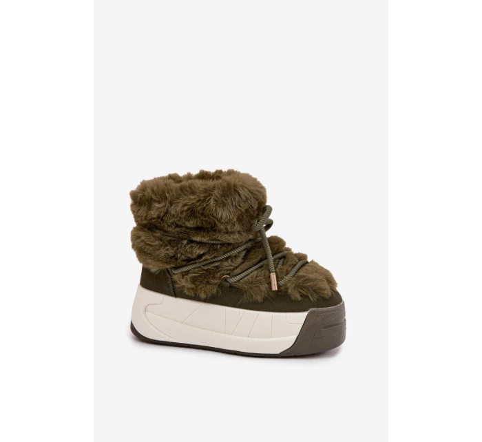 Dámské sněhule na masivní platformě s a kožešinou model 21711522 - Boto Dámské sněhule na masivní platformě s a kožešinou model 21711522 - Boto