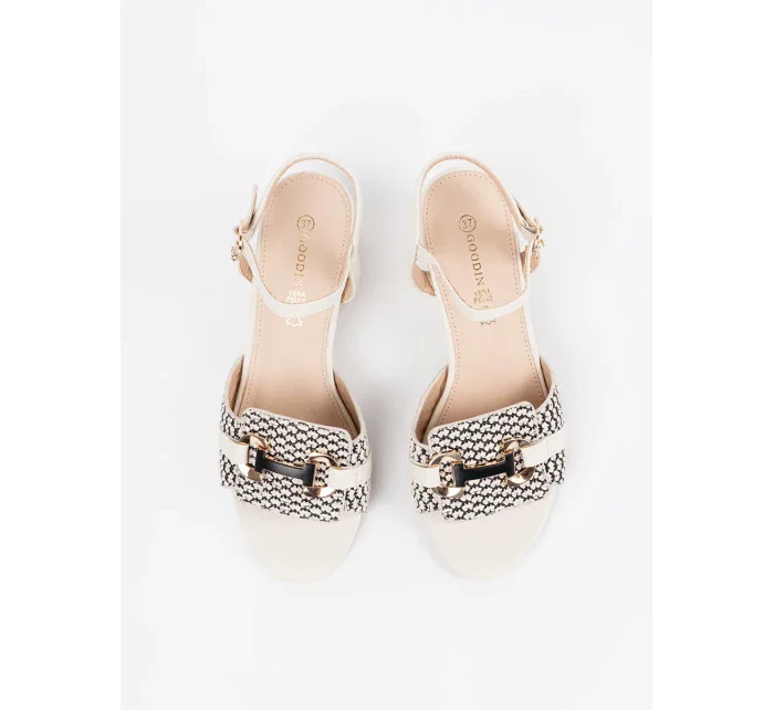 Luxusní sandály bílé dámské na širokém podpatku Luxusní sandály bílé dámské na širokém podpatku