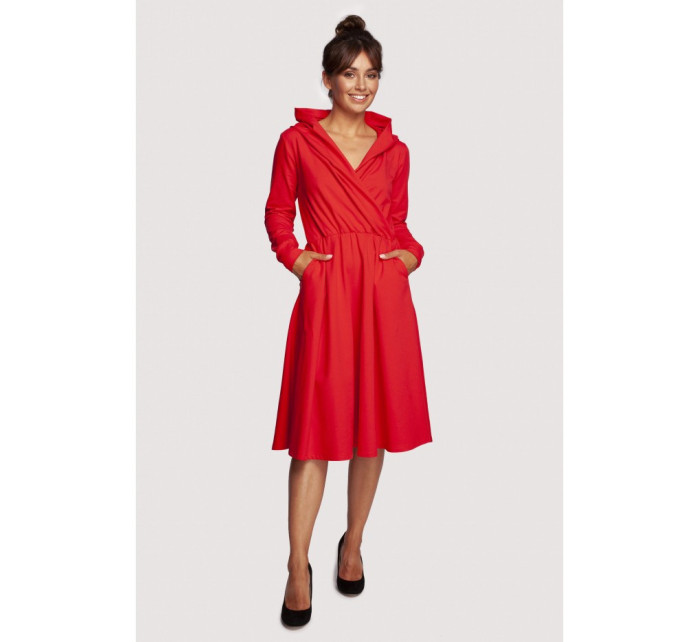 Široké šaty se a kapucí červené model 18004383 - BeWear