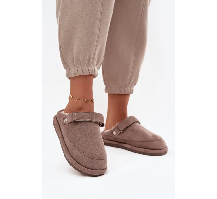 Dámské pantofle s páskem a kožíškem Rilena – tmavě béžové Dámské pantofle s páskem a kožíškem Rilena – tmavě béžové