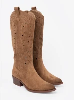 Trendy kozačky hnědé dámské na širokém podpatku Trendy kozačky hnědé dámské na širokém podpatku