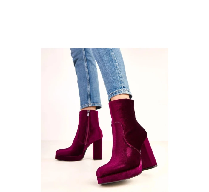 Boty na podpatku  model 220582 Solea