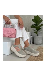 Sportovní boty na platformě model 226030 Solea