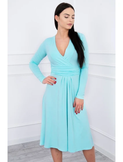 Šaty s průstřihem pod prsy mincovna Šaty s průstřihem pod prsy mincovna