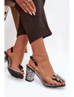 Průhledné sandály na podpatku s ozdobou model 21908408 černé - D&A