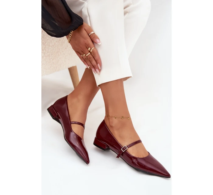 Lakované baleríny na podpatku s páskem Bordové model 21709670 - Boto
