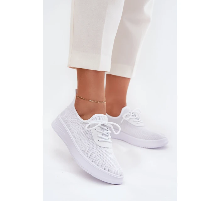 Dámské bílé textilní boty na platformě model 21702961 - Boto