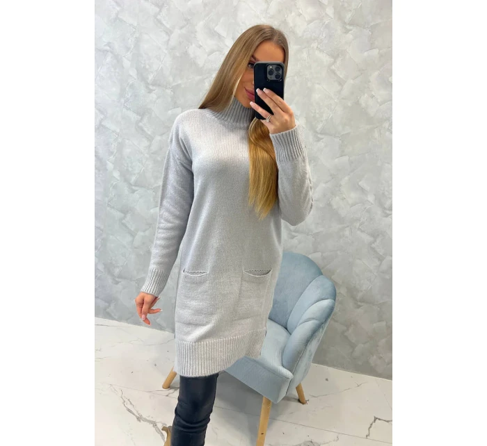 Svetr se stojáčkem světle šedý Svetr se stojáčkem světle šedý