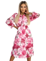 Plisované dámské midi šaty s dlouhými rukávy a se vzorem tmavě květů na pozadí model 21366270 - numoco basic Plisované dámské midi šaty s dlouhými rukávy a se vzorem tmavě květů na pozadí model 21366270 - numoco basic