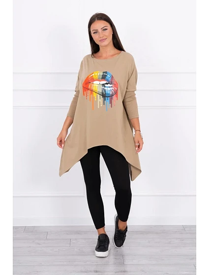 Oversize halenka s potiskem model 18743426 rtů camel - K-Fashion