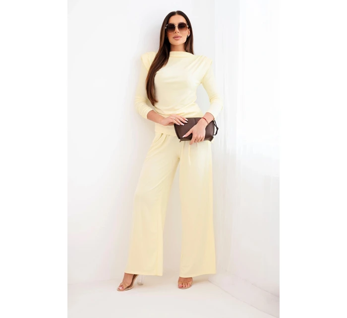 Dámský bavlněný komplet s halenkou a širokými kalhotami žlutý