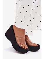 Dámské sandály na platformě s páskem Černé model 22107268 - Boto Dámské sandály na platformě s páskem Černé model 22107268 - Boto