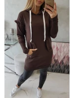Šaty s ozdobnými volánky a kapucí v hnědé barvě Šaty s ozdobnými volánky a kapucí v hnědé barvě
