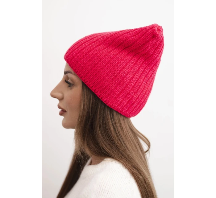 Dámská zimní čepice s vlnou v kočičím střihu z pruhované pleteniny K419 fuchsiová Dámská zimní čepice s vlnou v kočičím střihu z pruhované pleteniny K419 fuchsiová