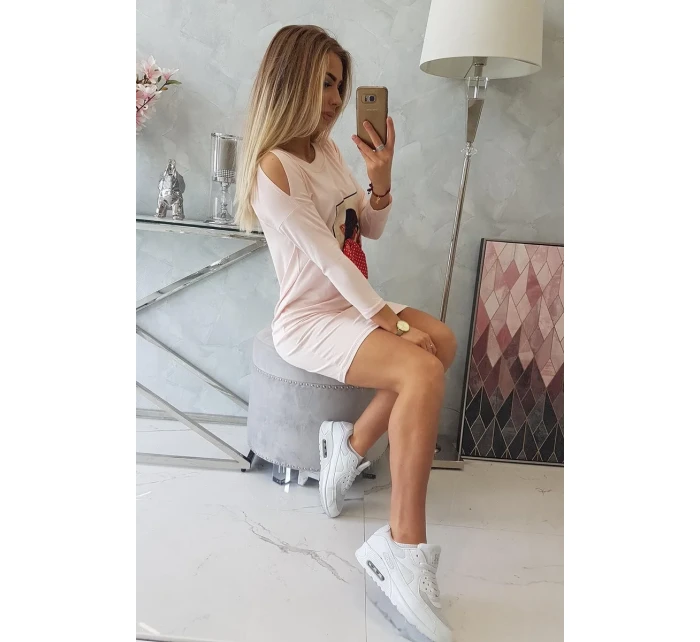 Šaty s grafikou a 3D hráškovou mašlí pudrově růžové