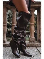 dámské kozačky na podpatku čokoládové model 21713432 - Boto dámské kozačky na podpatku čokoládové model 21713432 - Boto