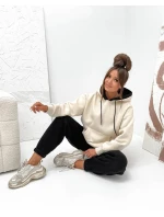 Černá hrubší dvoubarevná dámská tepláková souprava (VE102) Černá hrubší dvoubarevná dámská tepláková souprava (VE102)