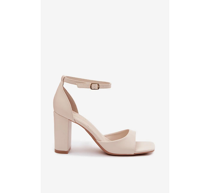 Dámské sandály na podpatku z imitace kůže světle béžové model 22122799 - Boto