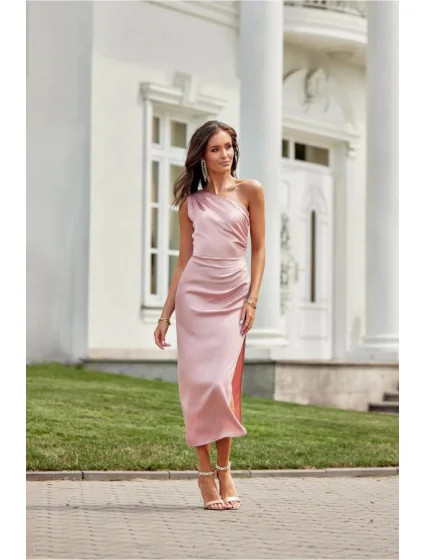 Večerní šaty model 20985402 růžové - Roco Fashion Večerní šaty model 20985402 růžové - Roco Fashion