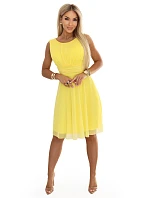 676-3 Svatební šaty s tylovou vrstvou a zvýrazněným pasem - citron limoncello