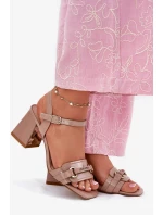 Dámské lakované kožené sandály na sloupku - béžové Mevonelle Dámské lakované kožené sandály na sloupku - béžové Mevonelle