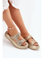 Zdobené Dámské Sandály Na Platformě Zlaté model 21699277 - Boto Zdobené Dámské Sandály Na Platformě Zlaté model 21699277 - Boto