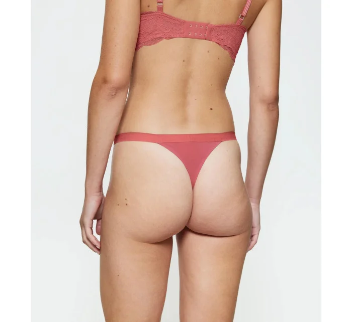 Smart Natural Brazilian String - UNKNOWN - TRIUMPH UNKNOWN - TRIUMPH Smart Natural Brazilian String - UNKNOWN - TRIUMPH UNKNOWN - TRIUMPH