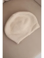 Dámská klasická hladká vlněná čepice beanie K420 béžová
