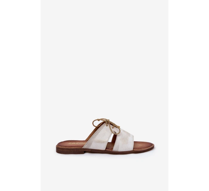 Dámské kožené sandály na plochém podpatku  zlaté model 21686292 - Zazoo