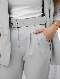 Elegantní souprava saka a kalhot šedý