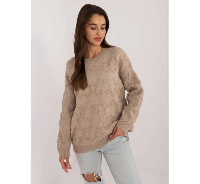 Sweter AT SW model 20470307 beżowy - FPrice Sweter AT SW model 20470307 beżowy - FPrice