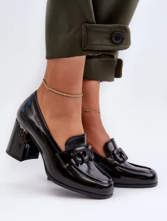 Dámské lakované lodičky na podpatku černé D&A MR38-973