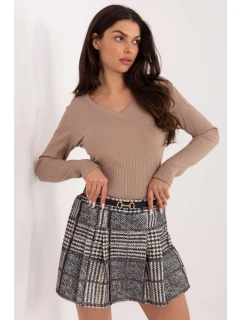 Kraťasy s sukňovou dolní částí model 221576 Italy Moda