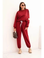 Dámská souprava máslová s volnou mikinou a kalhotami s nápisem LOVE bordová Dámská souprava máslová s volnou mikinou a kalhotami s nápisem LOVE bordová