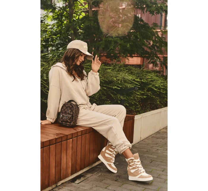 Kožené Botky Na Šněrovací Bežové model 21635438 - Boto Kožené Botky Na Šněrovací Bežové model 21635438 - Boto