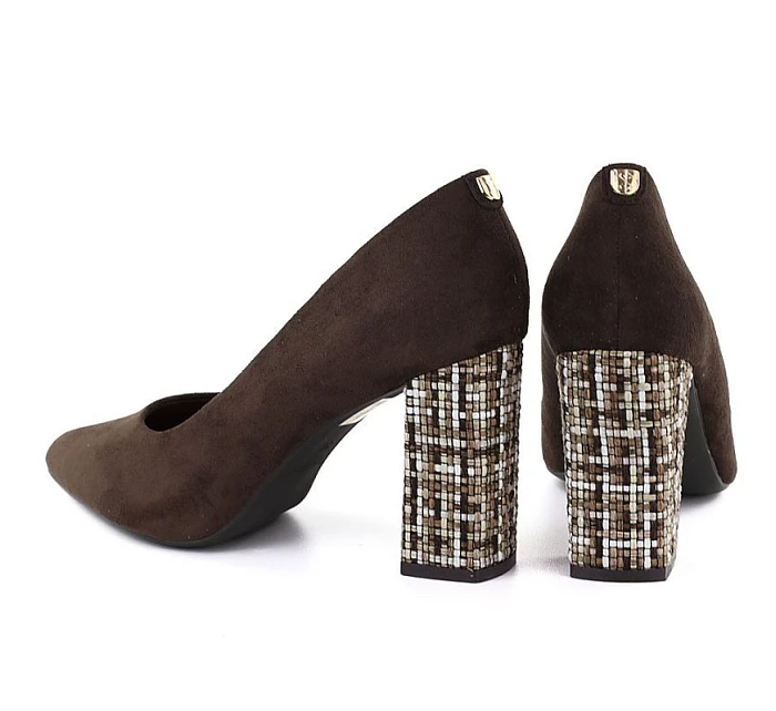 Čokoládové semišové lodičky na jehlovém podpatku Sergio model 22078955 - LEONE