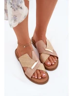 Dámské Pantofle Na Plochém Podpatku S Ozdobným Detalem model 21697185 Béžové - VINCEZA