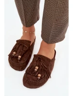 Dámské nazouváky s třásněmi a korálky Čokoládové model 21919153 - Boto Dámské nazouváky s třásněmi a korálky Čokoládové model 21919153 - Boto
