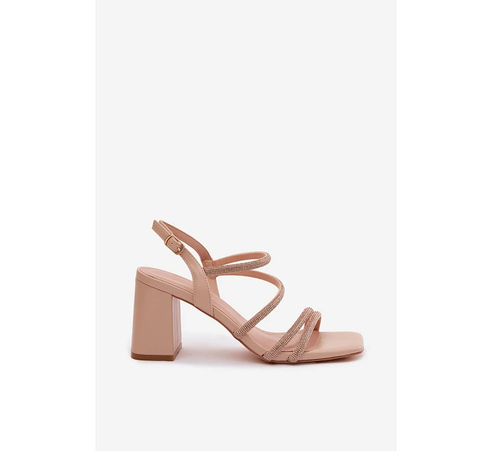 Dámské sandály na podpatku s pásky a kamínky Béžové model 22067121 - Boto Dámské sandály na podpatku s pásky a kamínky Béžové model 22067121 - Boto