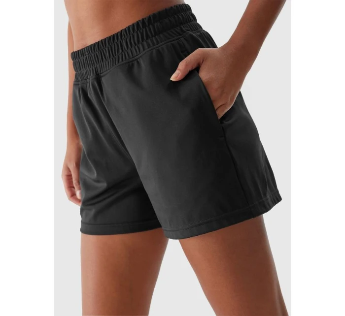 Dámské rychleschnoucí tréninkové šortky 4F