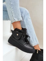 Vysoké sneakersy s kapsou na platformě černé Saramis Vysoké sneakersy s kapsou na platformě černé Saramis