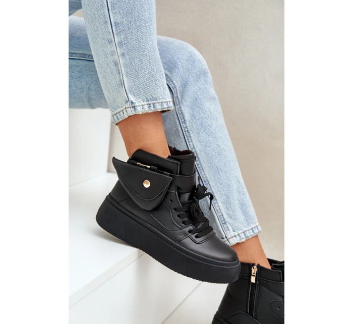 Vysoké sneakersy s kapsou na platformě černé Saramis Vysoké sneakersy s kapsou na platformě černé Saramis