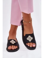 Dámské Sandály Na Plochém Podpatku S Ozdobným Detalem S.Barski KV51-080 Černé Dámské Sandály Na Plochém Podpatku S Ozdobným Detalem S.Barski KV51-080 Černé