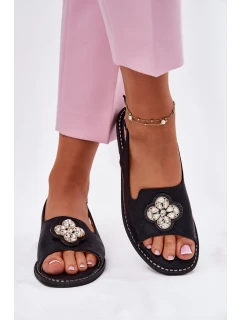 Dámské Sandály Na Plochém Podpatku S Ozdobným Detalem S.Barski KV51-080 Černé