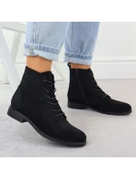 Dámské černé semišové prolamované kozačky model 21905582 - S.Barski Dámské černé semišové prolamované kozačky model 21905582 - S.Barski