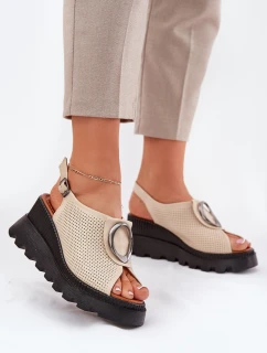 Dámské Kožené Sandály Na Klínu S Ozdobou Béžové Artiker model 21695584 - Boto